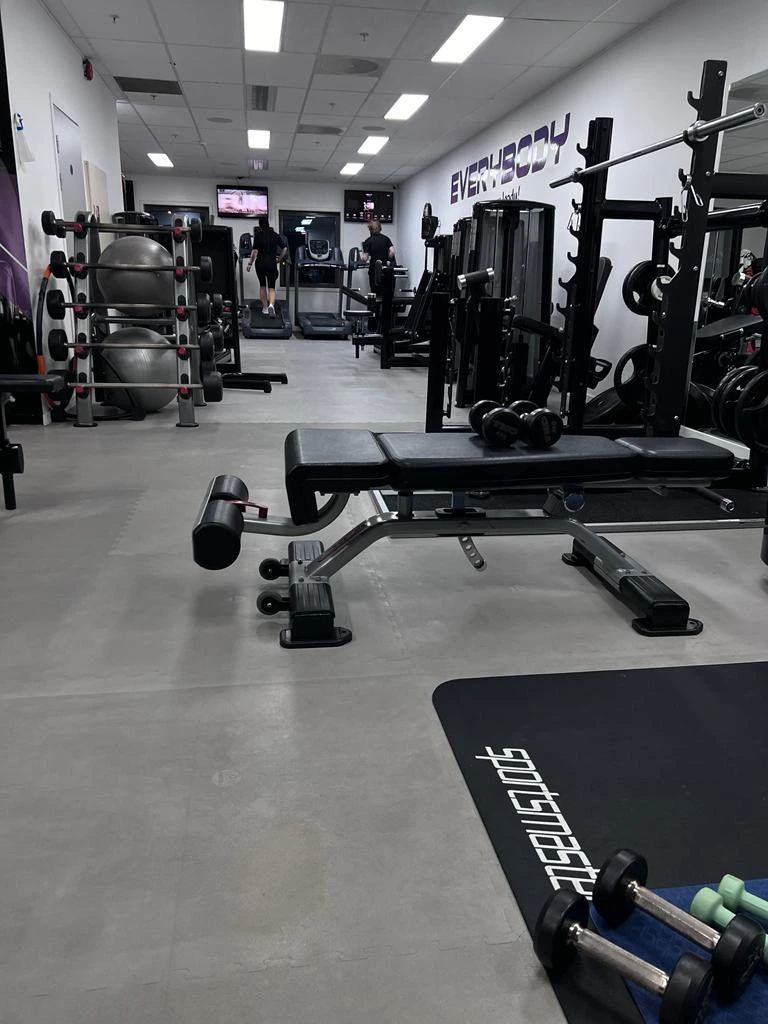 Strength equipment at Everybody Gym & Fitness